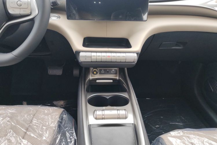 比亚迪 海豚 2025款 420km 自由版中控内饰18