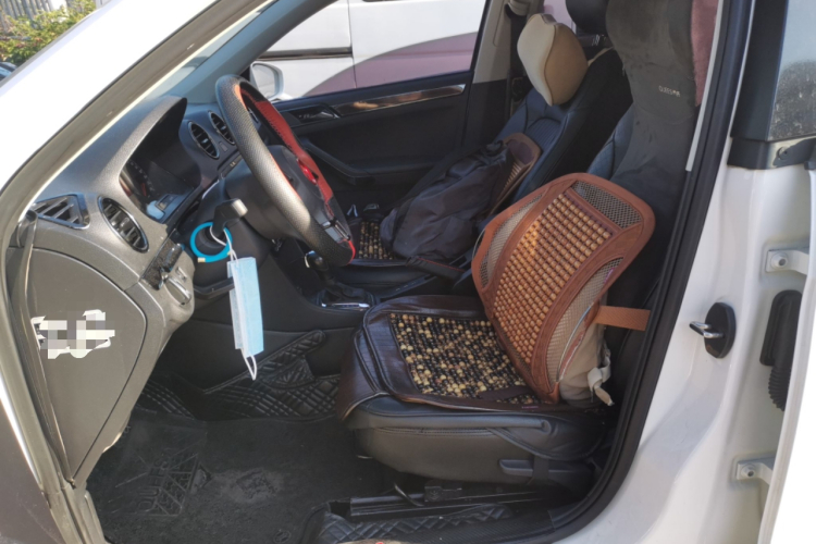 大众 捷达 2015款 质惠版 1.6L 自动时尚型中控内饰19