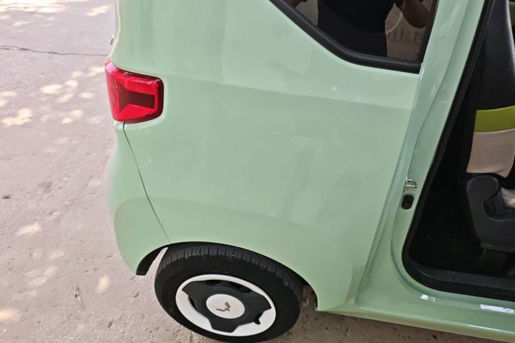 五菱汽车 宏光MINIEV 2022款 马卡龙臻享款 磷酸铁锂中控内饰7006