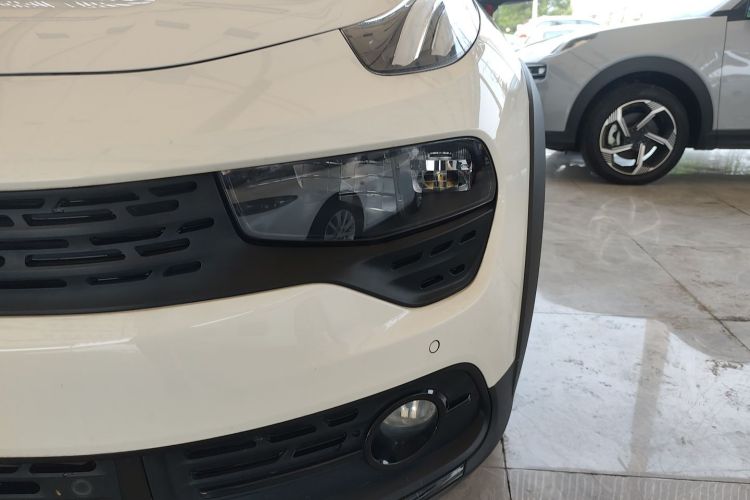 领克02 2021款 1.5TD DCT两驱劲 冠军版局部细节36