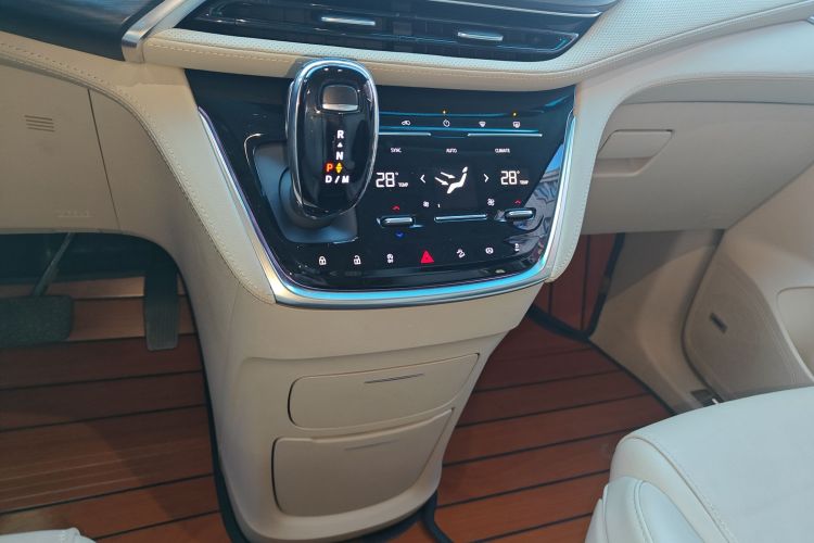 别克GL8 2022款 ES陆尊 653T 旗舰型局部细节18