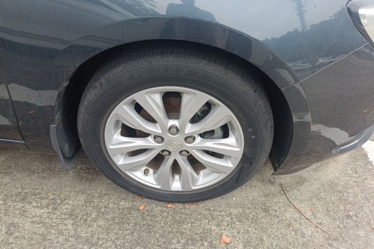 别克 英朗 2021款 改款 典范 1.5L 自动精英型车身外观6007