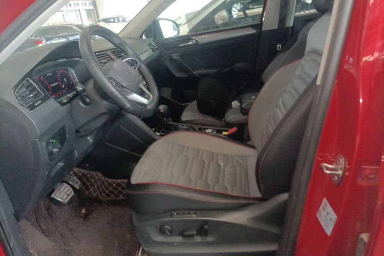 大众 途观X 2021款 330TSI 两驱尊崇旗舰版中控内饰19