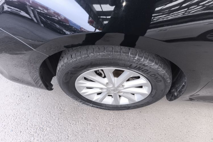 丰田 凯美瑞 2015款 2.0G 领先版车身外观6007