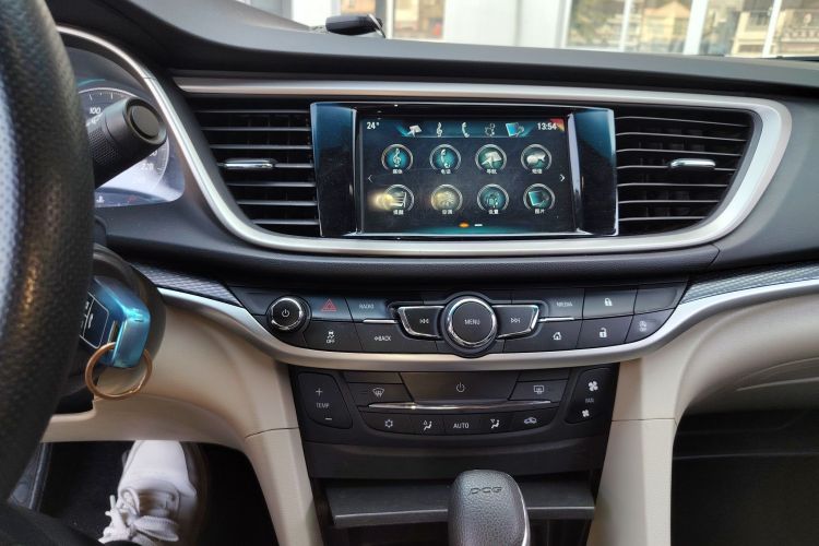 别克 英朗 2019款 15T 双离合互联精英型 国VI中控内饰16