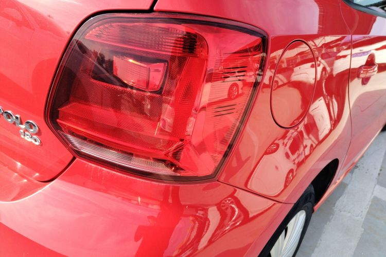 大众 Polo 2016款 1.6L 自动舒适型车身外观9