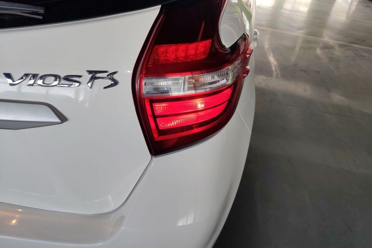 丰田 威驰FS 2017款 1.5L CVT锋驰版车身外观6006