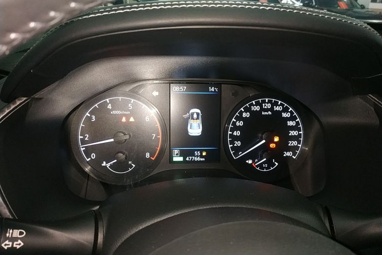 日产 天籁 2021款 2.0T XL 智进版局部细节14