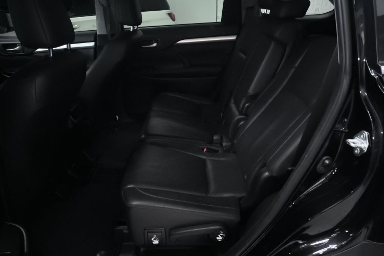 丰田 汉兰达 2021款 2.0T 四驱豪华版 7座中控内饰21