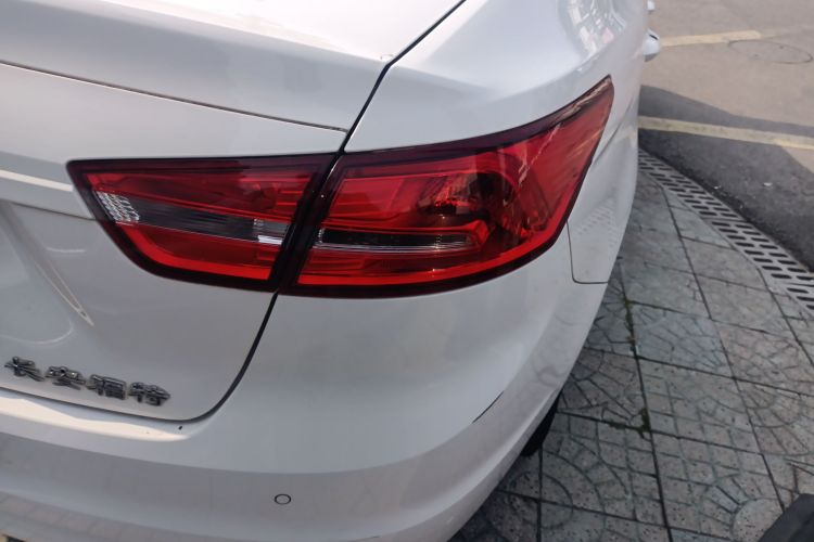 福特 福睿斯 2017款 改款 1.5L 自动舒适型车身外观6006