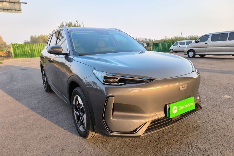 吉利银河 银河E5 2024款 530km 探索+版车身外观3