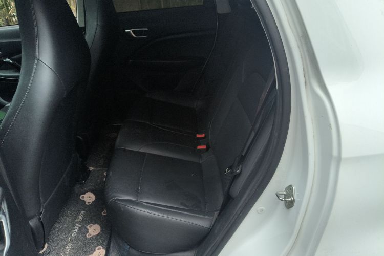 零跑汽车 零跑T03 2020款 400豪华版中控内饰21