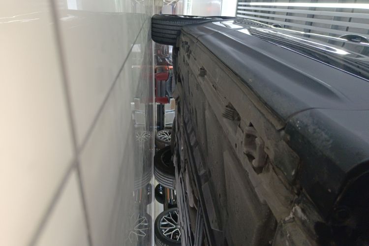 奔驰GLB 2023款 GLB 220 时尚型局部细节9001