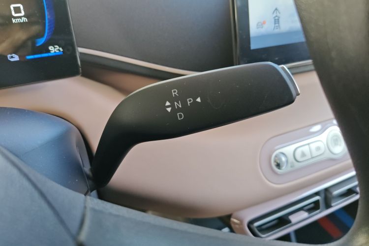 比亚迪 海鸥 2025款 智驾版 305km 活力版中控内饰18