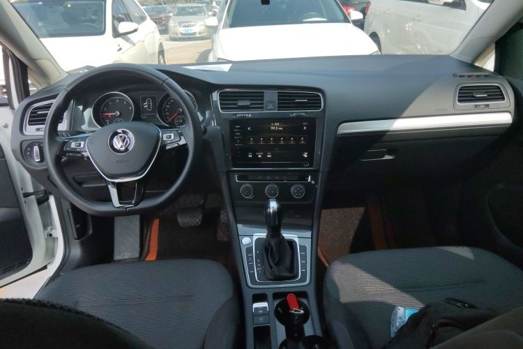 大众 高尔夫 2020款 挚爱版 280TSI DSG舒适型中控内饰12