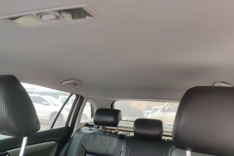 大众 朗行 2013款 1.6L 自动风尚型中控内饰22