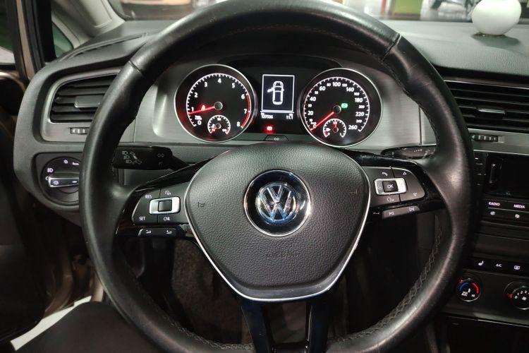 大众 高尔夫 2014款 1.4TSI 自动豪华型局部细节13