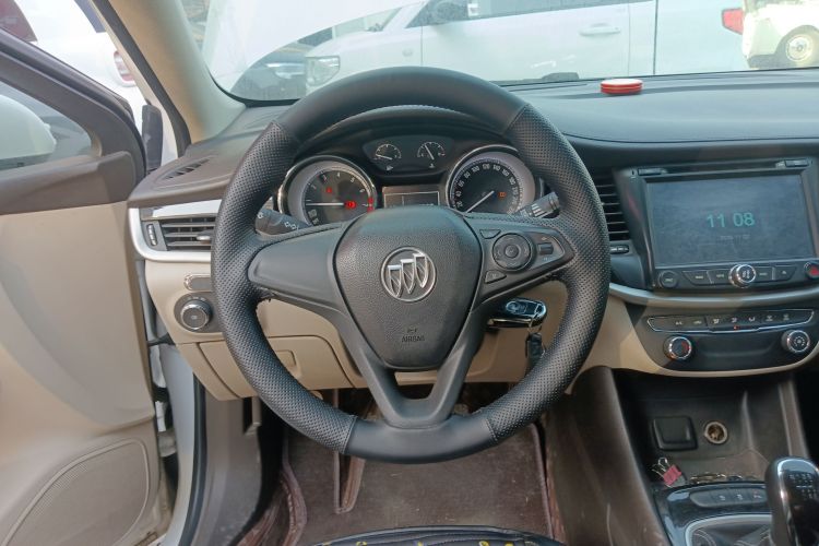 别克 威朗 2015款 三厢 15S 手动进取型局部细节13