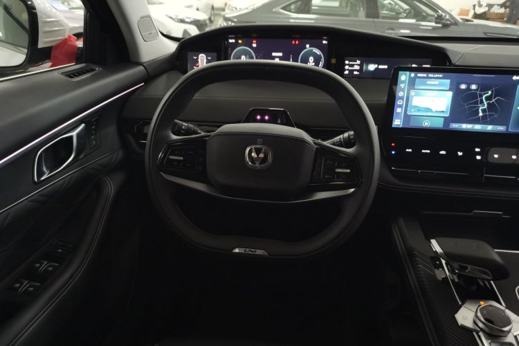 长安UNI-K 智电iDD 2024款 智电iDD 1.5T 135km智领型局部细节13