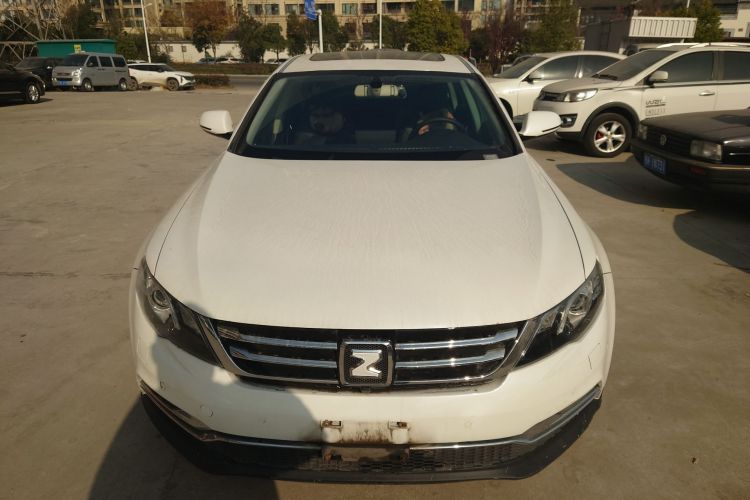 众泰Z700 2016款 1.8T DCT典雅型车身外观2
