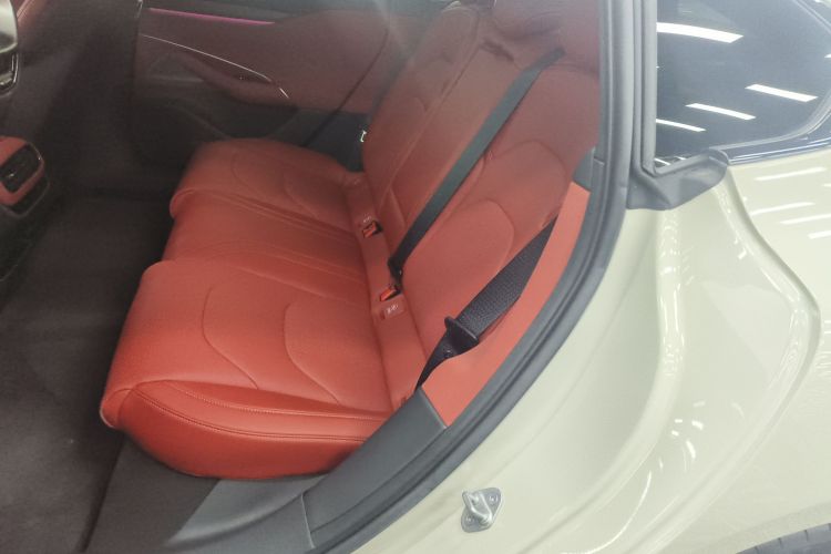 小米汽车 小米SU7 2024款 四驱超长续航高阶智驾Max版中控内饰21