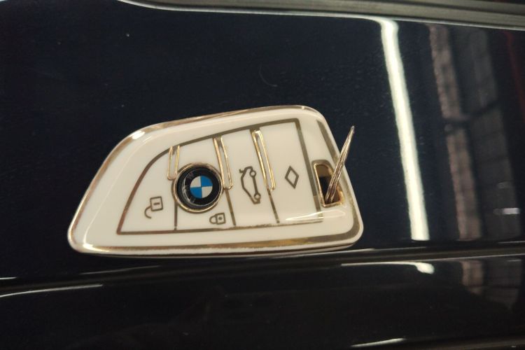 宝马3系 2021款 325Li xDrive M运动套装中控内饰11