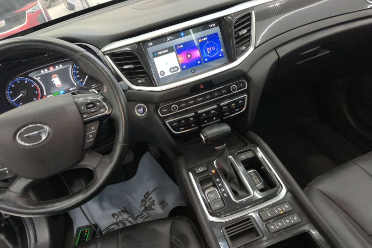 广汽传祺 传祺GS7 2017款 320T 两驱豪华智联型局部细节16