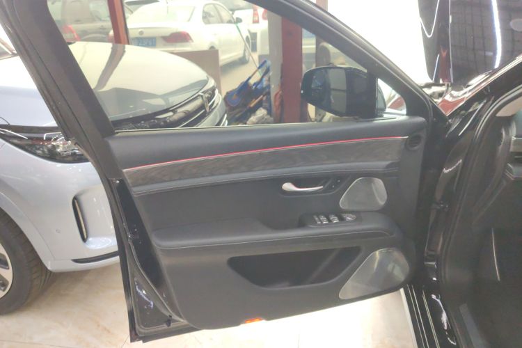 鸿蒙智行 问界M5 2022款 增程四驱性能版中控内饰47