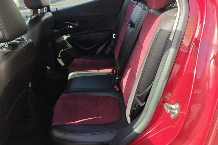 别克 昂科拉 2018款 18T 自动两驱都市精英型中控内饰7004