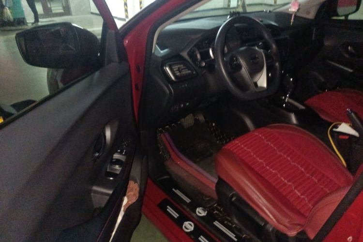 日产 蓝鸟 2019款 1.6L CVT智联智酷版 国V中控内饰20