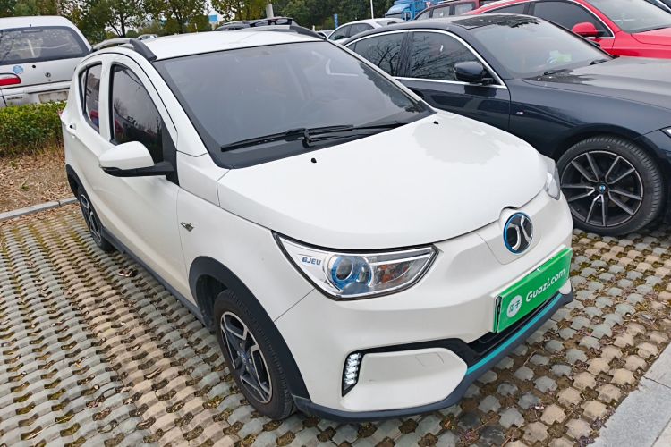 北汽新能源EC3 2019款 灵动版车身外观3