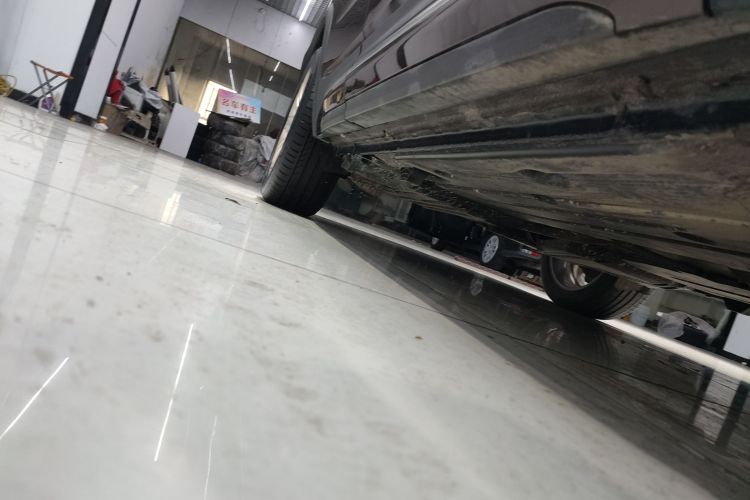 领克01 2017款 2.0T 两驱型Pro版局部细节9001