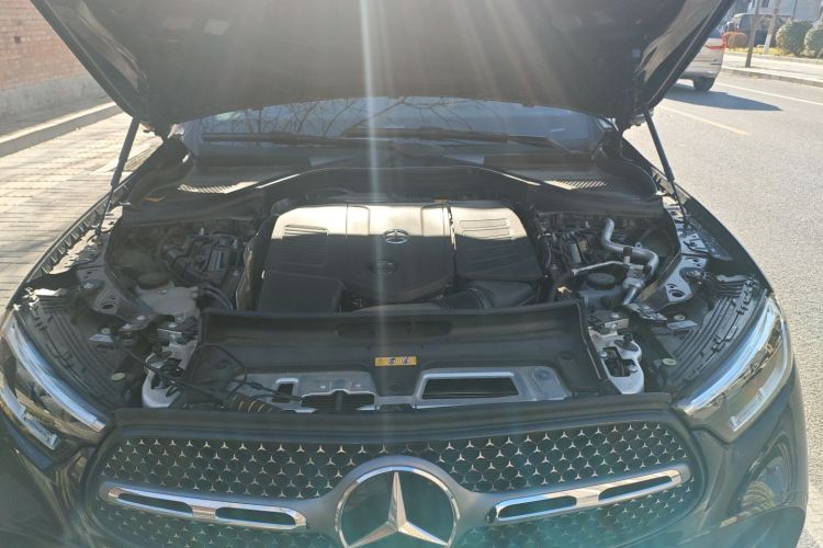奔驰GLC 2024款 改款 GLC 300 L 4MATIC 动感型 5座局部细节24