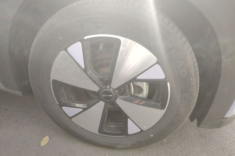 比亚迪 海豚 2023款 420km 自由版车身外观6007