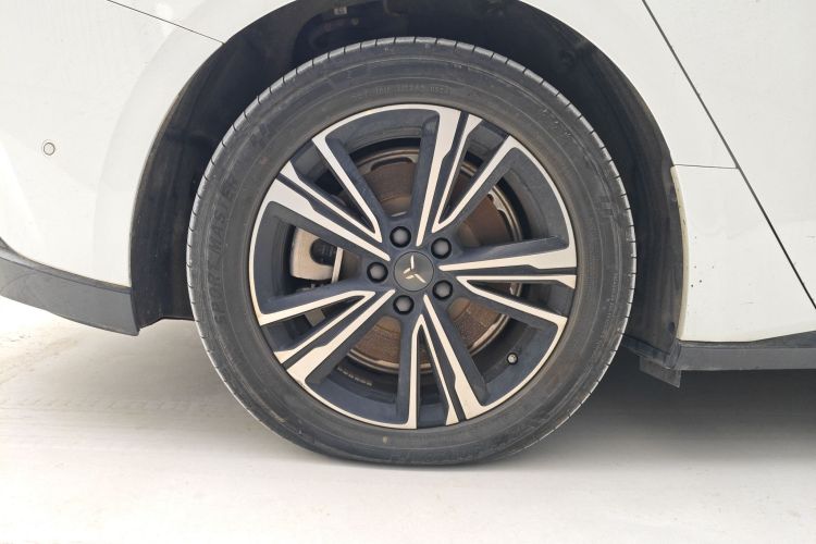 红旗EH7 2024款 690 Pro车身外观6008