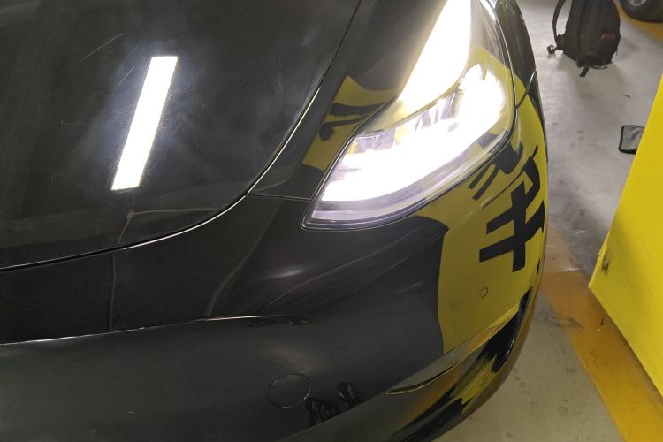 特斯拉 Model Y 2021款 标准续航后驱版局部细节36