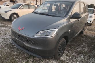 五菱汽车 五菱宏光新能源 2025款 增程式混动 50KM 舒适型