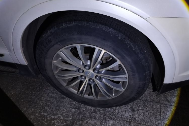 凯迪拉克XT5 2017款 周年庆版 28T 四驱豪华型车身外观6007