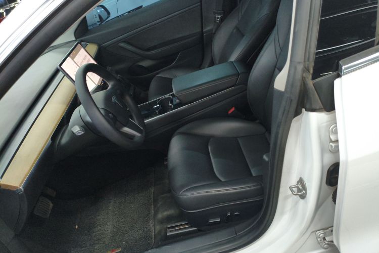 特斯拉 Model 3 2020款 改款 标准续航后驱升级版局部细节19