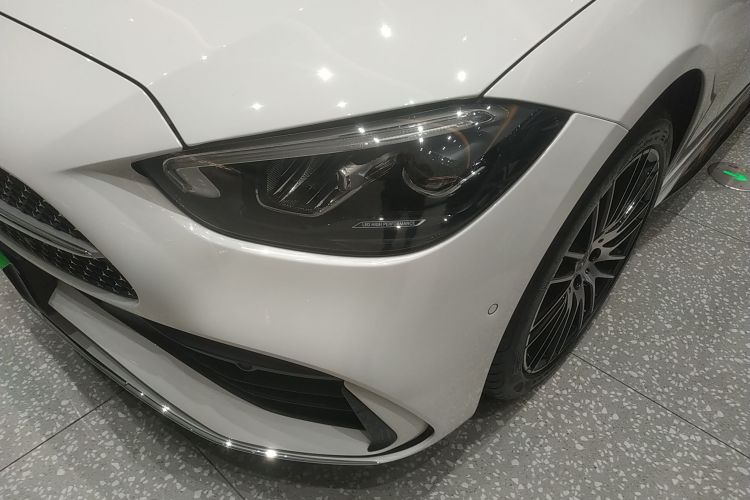 奔驰C级 2024款 改款二 C 260 L 运动版局部细节36