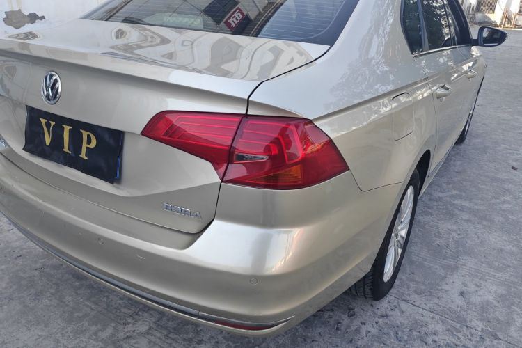 大众 宝来 2018款 1.5L 自动舒适型车身外观9