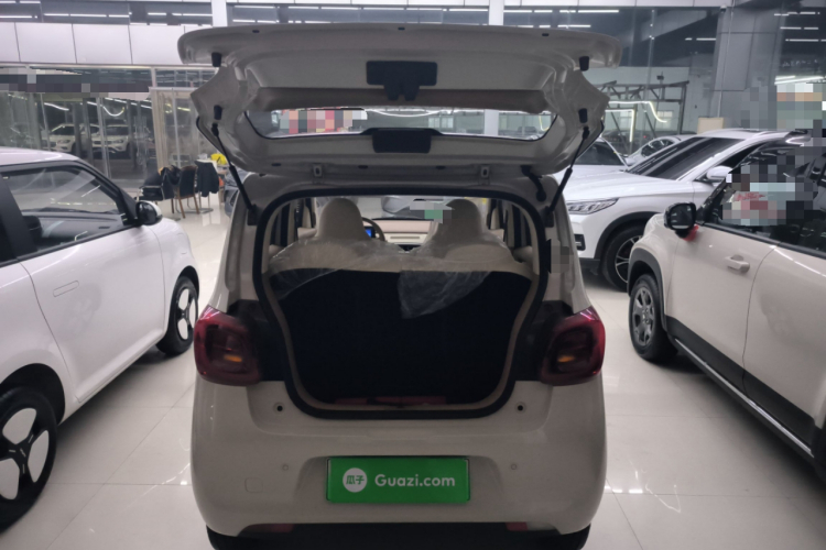 五菱汽车 宏光MINIEV 2025款 四门版 进阶款机舱底盘23