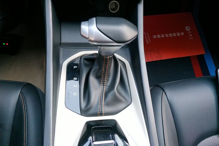 东风风神 奕炫 2023款 马赫版 1.5L 自动追影版中控内饰18