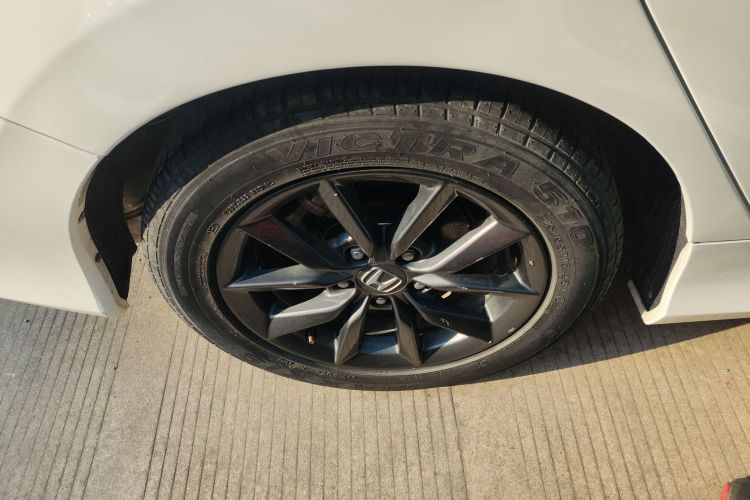 本田 思域 2019款 220TURBO CVT劲动版 国VI车身外观6008