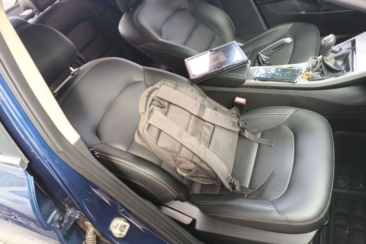 吉利汽车 帝豪GL 2017款 1.8L 手动精英型局部细节41