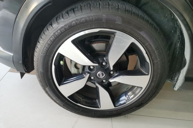 日产 逍客 2017款 2.0L CVT豪华版 国V车身外观6001