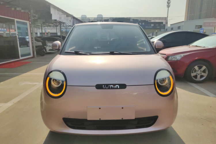 长安启源 长安Lumin 2022款 210km 香甜款车身外观2