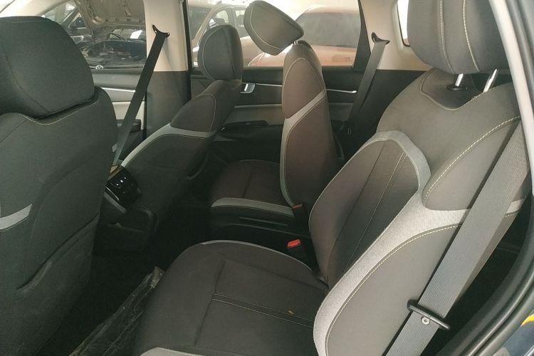 五菱汽车 五菱凯捷 2020款 1.5T 手动精英型中控内饰7004