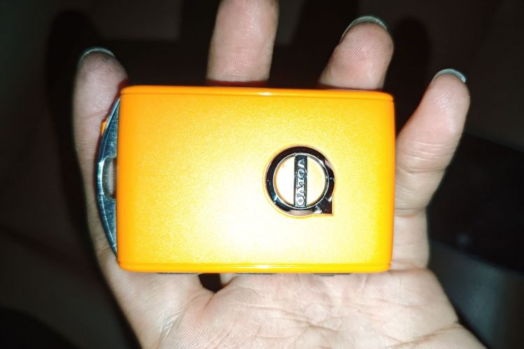 沃尔沃XC60新能源 2023款 T8 插电混动 长续航四驱智远豪华版中控内饰7001