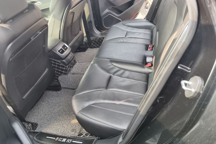 红旗H5 2020款 1.5T DCT旗悦版中控内饰21